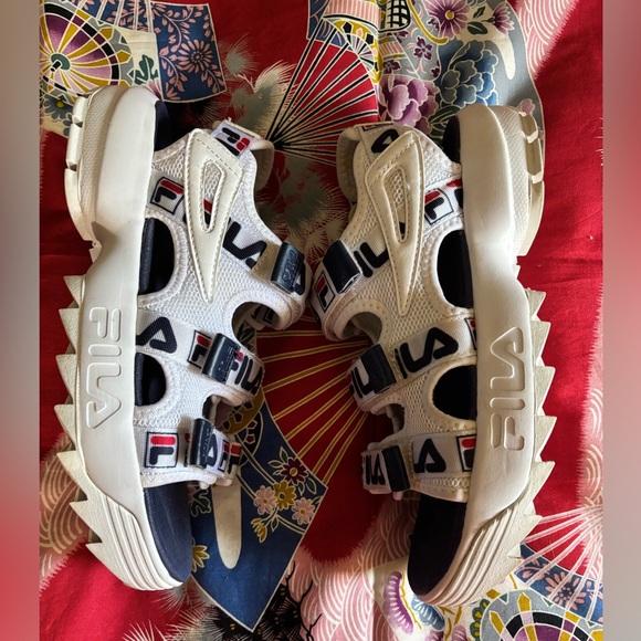 Fila White/Blue Sporty Disruptor Velcro Sandals. Size 8 GUC. - Picture 2 of 7